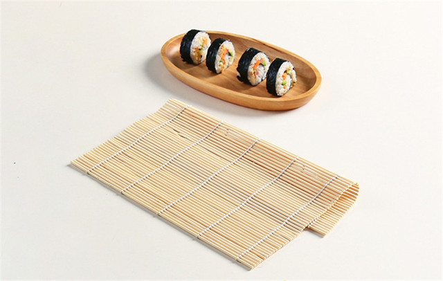 Ręczny wałek do sushi - bambusowy, idealny do przygotowywania rolli sushi i gimbab (Tytuł dopracowany na finalną wersję może brzmieć: Wałek do sushi bambusowy - ręcznie robiony, idealny do przygotowywania rolli sushi i gimbab) - Wianko - 5