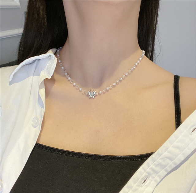 Antyczny naszyjnik z pereł z wisiorkiem w kształcie motyla - Charms srebrzysty naszyjnik dla kobiet - Wianko - 6