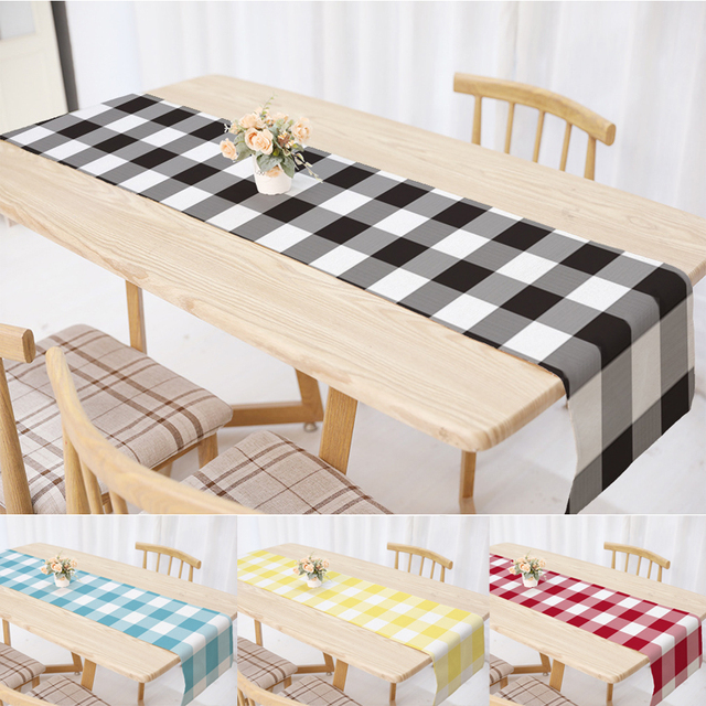 Europejski bieżnik na stół w kratę: nowoczesny czarno-biały dekoracyjny dodatek do jadalni i domu - Wianko - 1