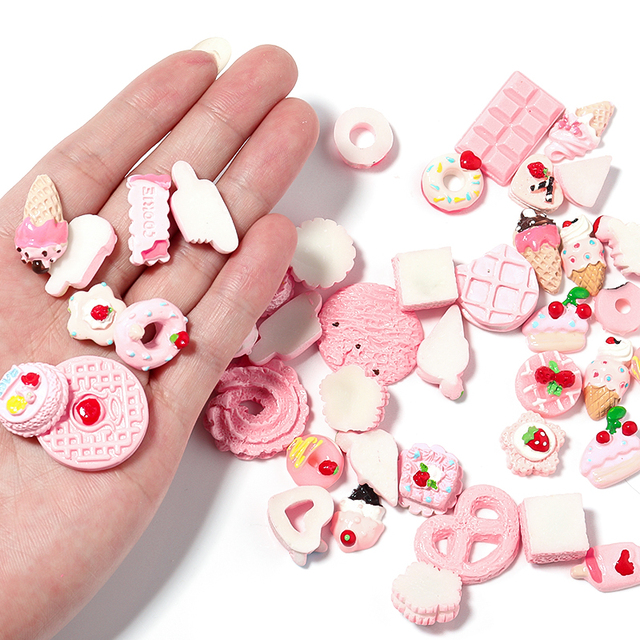 10 sztuk różowy losowe DIY żywica urok czekoladki lody herbatniki deser dla telefonu - biżuteria wisiorki - Wianko - 5