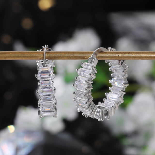Kolczyki kółka Huitan wysokiej jakości srebrno-złote kolczyki w kształcie obręczy z cyrkoniami - luksusowa biżuteria na wesele - Wianko - 1