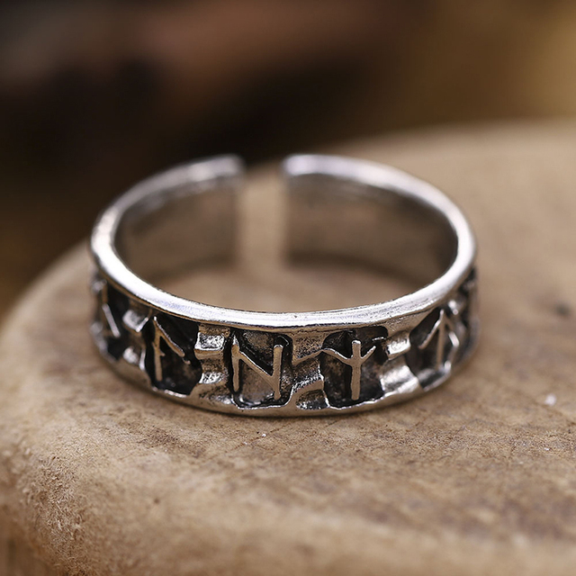 Pierścień mężczyzn Viking Rune w stylu etnicznym z motywem Totem, wykonany z tytanowej stali, w kształcie geometrycznym - biżuteria vintage - Wianko - 5