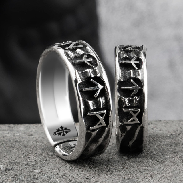 Pierścień mężczyzn Viking Rune w stylu etnicznym z motywem Totem, wykonany z tytanowej stali, w kształcie geometrycznym - biżuteria vintage - Wianko - 1