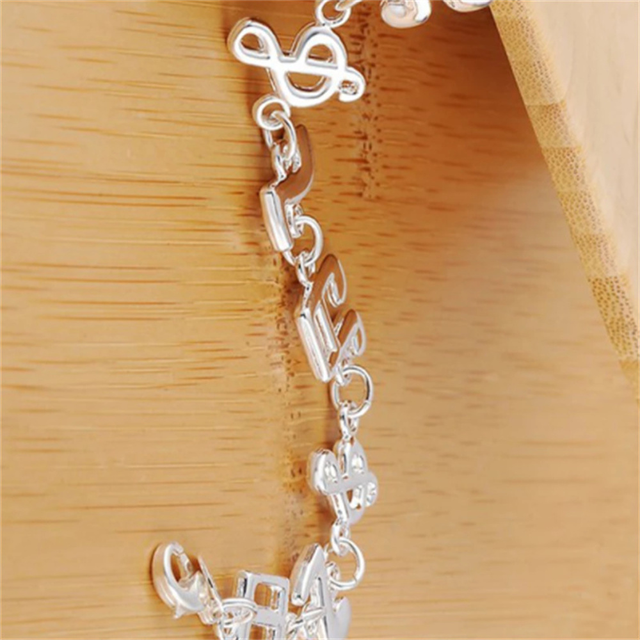 Srebrzysta bransoletka łańcuszkowa dla kobiet - nowoczesny design, solidna jakość - Wianko - 4