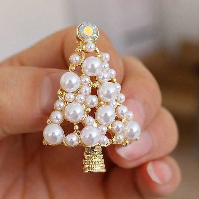 Broszka imitująca perełkę z diamentowym Pinem - stylowa biżuteria na prezent, idealna na Nowy Rok i Boże Narodzenie - Wianko - 18