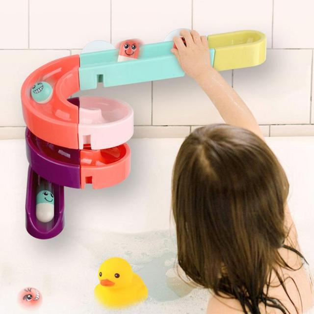 Zabawka do kąpieli dla niemowląt - marmurowa tor gier Race Run z zestawem przyssawek do montażu na ścianie, zapewniających śliską i bezpieczną zabawę w wannie dla dzieci - Wianko - 1