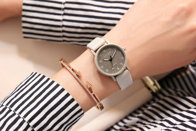 UTHAI BK01 - damska moda, wielokolorowy zegarek kwarcowy z prostą cyfrową skalą i retro kamiennym paskiem - Wianko - 10