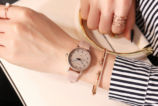 UTHAI BK01 - damska moda, wielokolorowy zegarek kwarcowy z prostą cyfrową skalą i retro kamiennym paskiem - Wianko - 9