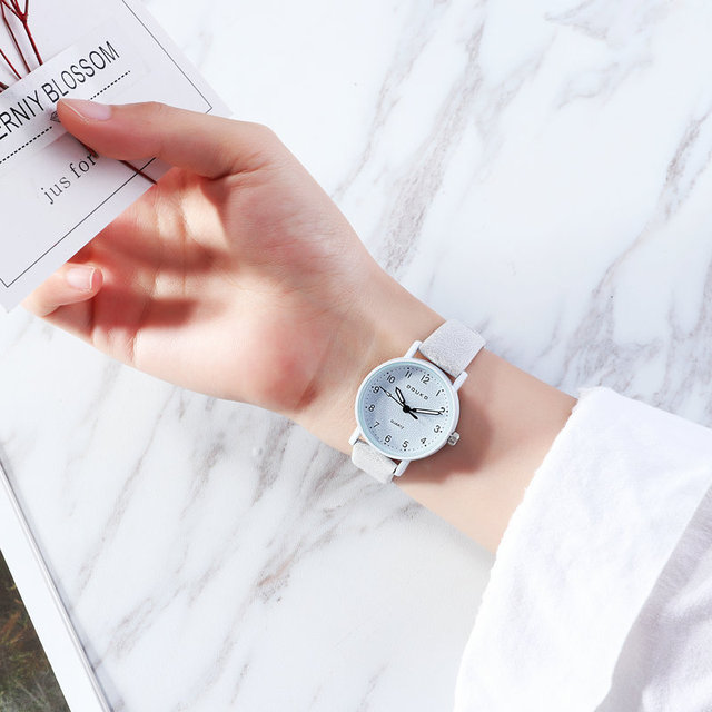 UTHAI BK01 - damska moda, wielokolorowy zegarek kwarcowy z prostą cyfrową skalą i retro kamiennym paskiem - Wianko - 2