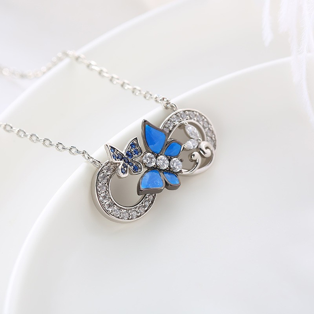 Naszyjnik damska Hollow wisiorek z niebieskim motylem - hurtownia przedmiotów vintage Boho biżuteria gotycka - Wianko - 3