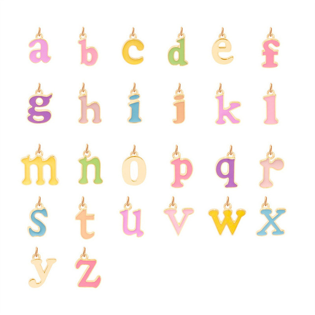 Początkowe 26 A-Z litery naszyjniki z perłami dla kobiet - kolorowe, akrylowe, niestandardowe wzory - Wianko - 1