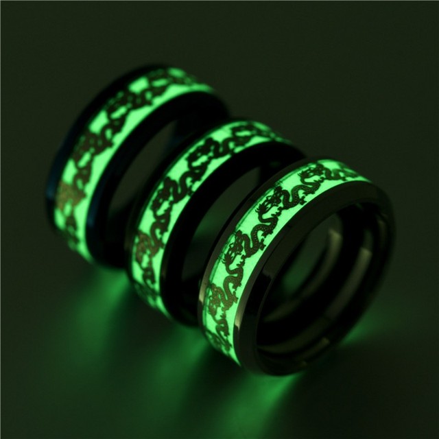 Pierścień mężczyźni fluorescencyjny ze stali nierdzewnej z wzorem smoka - ciemny smok, wkładka zielona - Wianko - 2