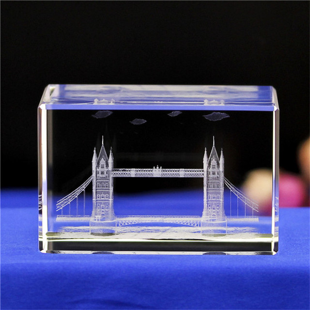 Sześcian z kryształem - grawerowanie laserowe i model budynku miniaturowe - szklany klocek pamiątkowy - Wianko - 18
