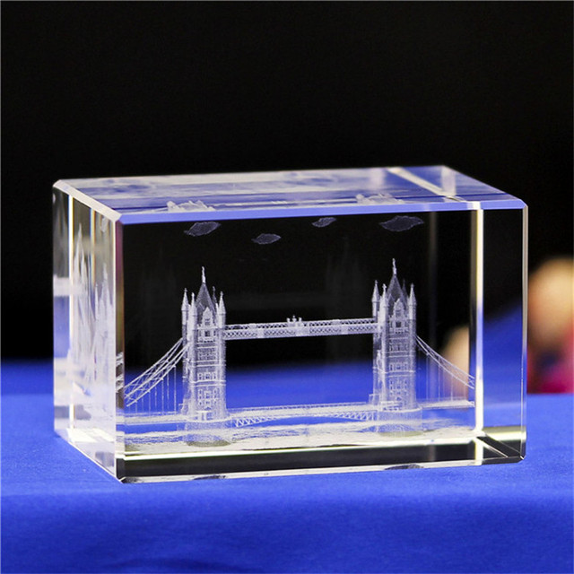 Sześcian z kryształem - grawerowanie laserowe i model budynku miniaturowe - szklany klocek pamiątkowy - Wianko - 16