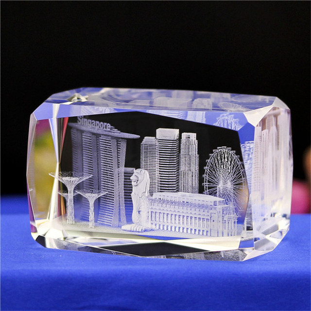 Sześcian z kryształem - grawerowanie laserowe i model budynku miniaturowe - szklany klocek pamiątkowy - Wianko - 5