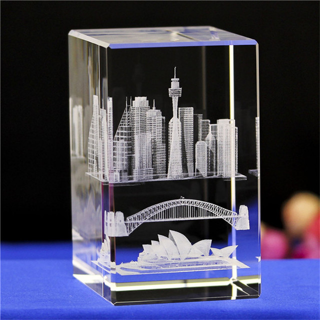 Sześcian z kryształem - grawerowanie laserowe i model budynku miniaturowe - szklany klocek pamiątkowy - Wianko - 12