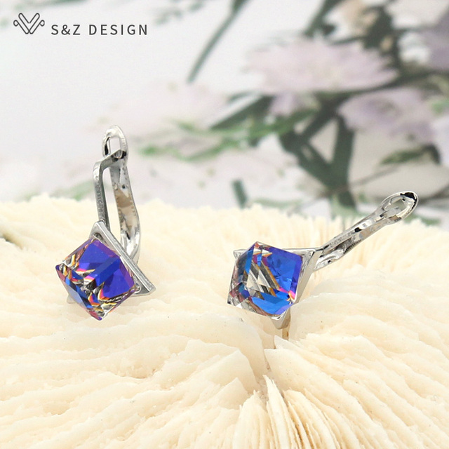 Kolczyki wiszące S & Z DESIGN 2020 z kolorową kostką sześcienną i kryształowym wiszątkiem - biżuteria ślubna - Wianko - 2