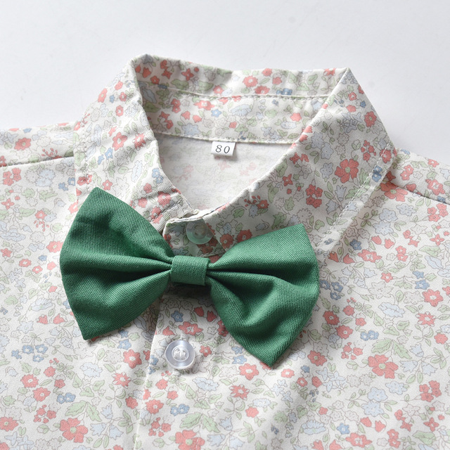 Zestaw ubrań dziecięcych kwiatowy 1-6 lat z koszulą z nadrukiem i zielonymi spodniami (2021) - Wianko - 2