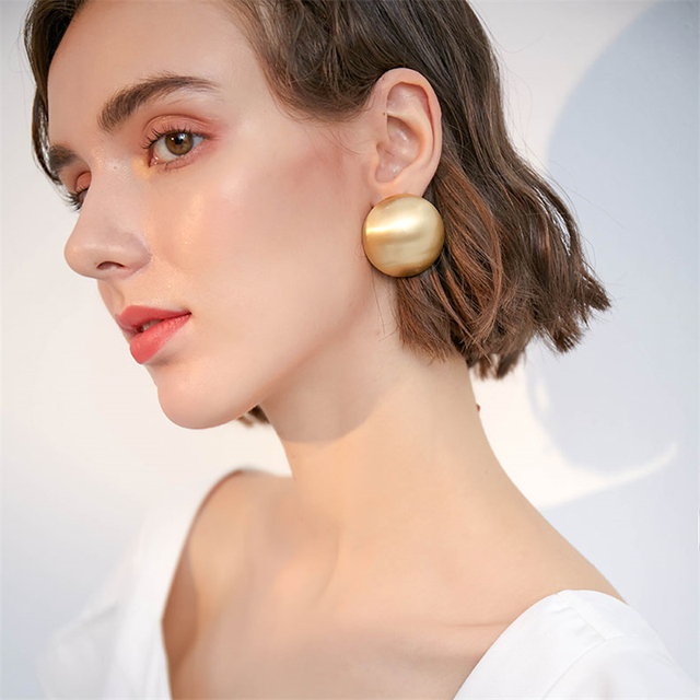 Nowe, modne, złote, matowe kolczyki ze sztyftami w kształcie półkuli, wykonane z metalu, o geometrycznym wzorze - idealne akcesoria imprezowe dla kobiet i dziewczyn w roku 2019 - Wianko - 5