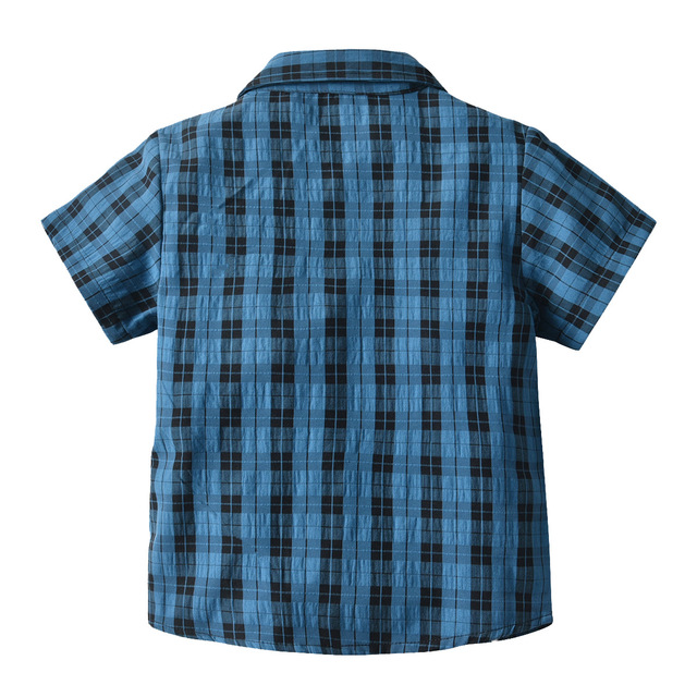 Nowy garnitur chłopięcy w kratę, zawierający koszulkę z krótkim rękawkiem, muszkę, pasek i spodenki - Wianko - 11