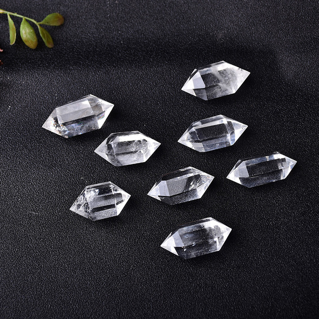 Jasny kryształ kwarcowy - sześciokątna podwójna wieża, polerowana, uzdrawiająca energia Reiki, biżuteria mineralna - Wianko - 1