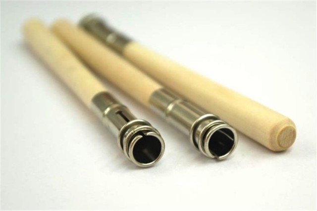 Drewniany przedłużacz ołówka z regulacją długości uchwytu do pisania artystycznego - narzędzie dla studentów i pasjonatów szkolnych materiałów biurowych - Wianko - 8