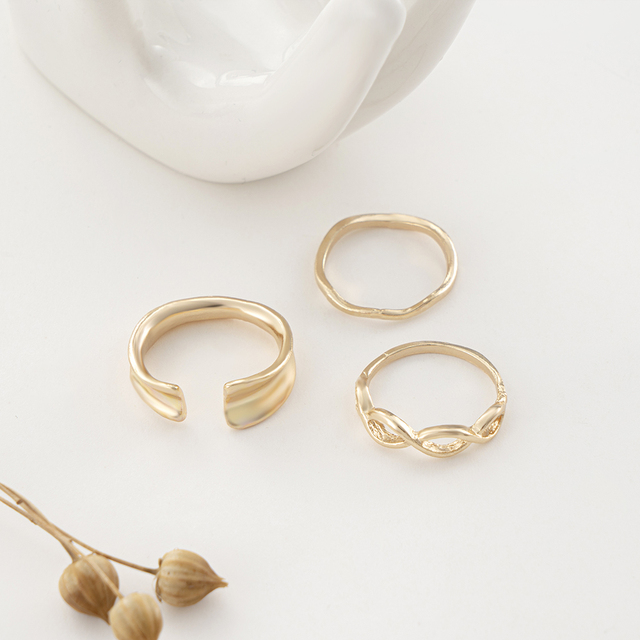 Vintage złoty pierścień dla kobiet z motywem serca, motyli i czaszek - Wianko - 2