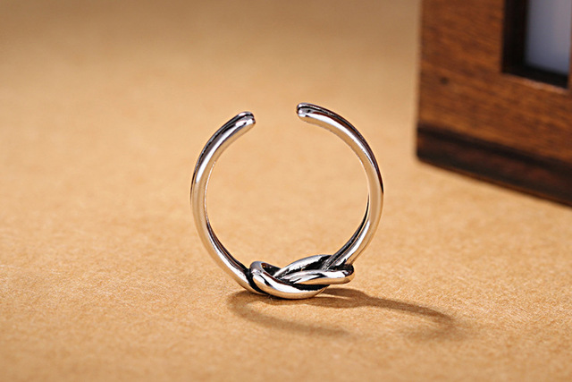 Ręcznie robiona obrączka dla kobiet z 925 srebra - Vintage Love Heart Knot Twining - Wianko - 3