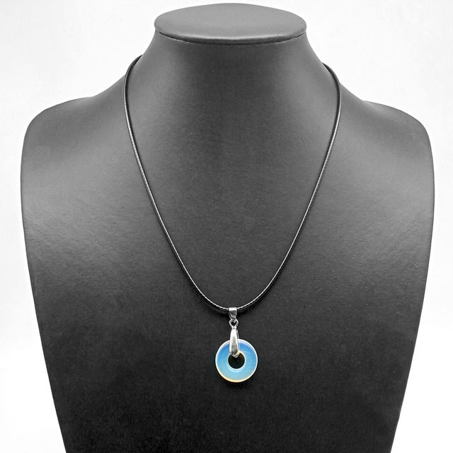 Naszyjnik z wisiorkiem - prosty, stylowy kamień naturalny w kształcie pączka z kryształem Opal Agated - Wianko - 7