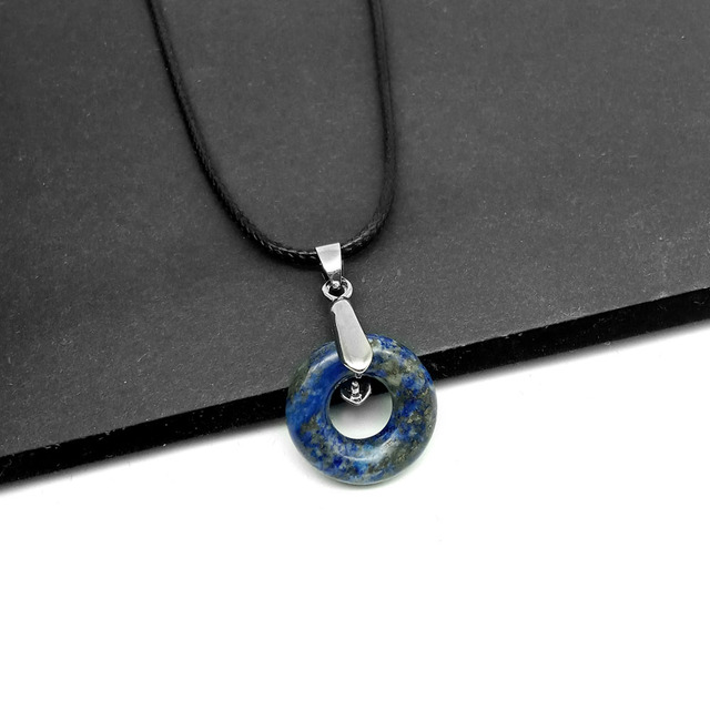 Naszyjnik z wisiorkiem - prosty, stylowy kamień naturalny w kształcie pączka z kryształem Opal Agated - Wianko - 23