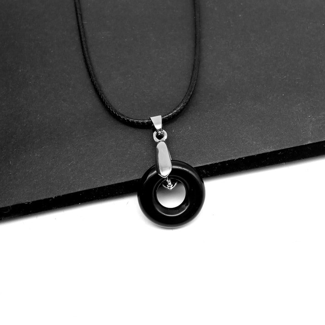 Naszyjnik z wisiorkiem - prosty, stylowy kamień naturalny w kształcie pączka z kryształem Opal Agated - Wianko - 19