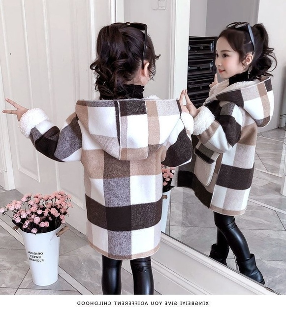 Dziewczęce kurtki jesienne i zimowe w stylu Plaid, średnich i długich modeli, dla dziewczyn, wełniane płaszcze w modnym dziecięcym wzorze Lamb - Wianko - 22