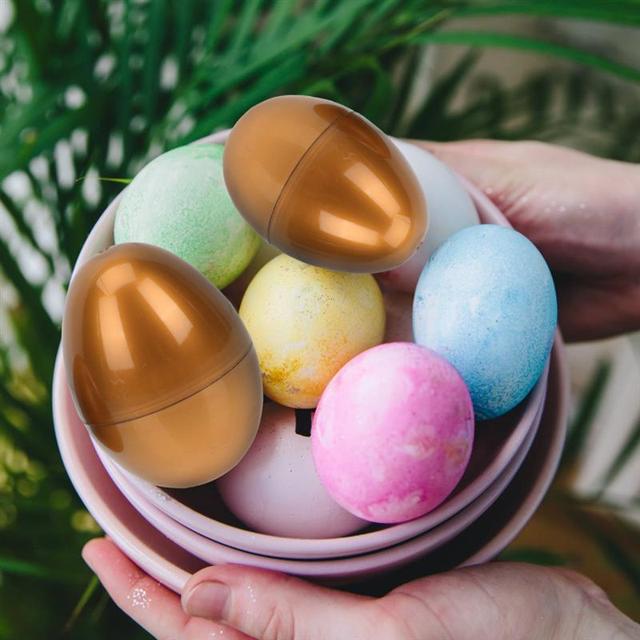 12 złotych pustych jajek wielkanocnych w pudełku DIY - Twisted Egg - prezent dla dzieci - Wianko - 3