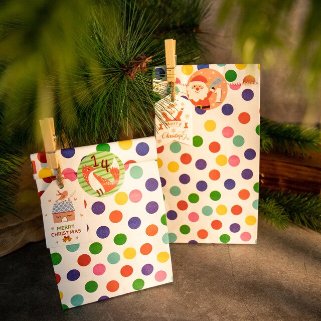 Wysokiej jakości torby na prezenty bożonarodzeniowe Rainbow Dot Wave z naklejkami, linią konopną, klamerkami i tagami - Wianko - 5