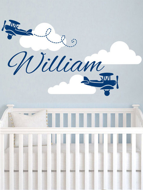 Naklejka ścienno-dekoracyjna Samolot z własną personalizowaną nazwą dziecka - idealna ozdoba pokoju przedszkolaka lub młodego chłopca - Wianko - 4