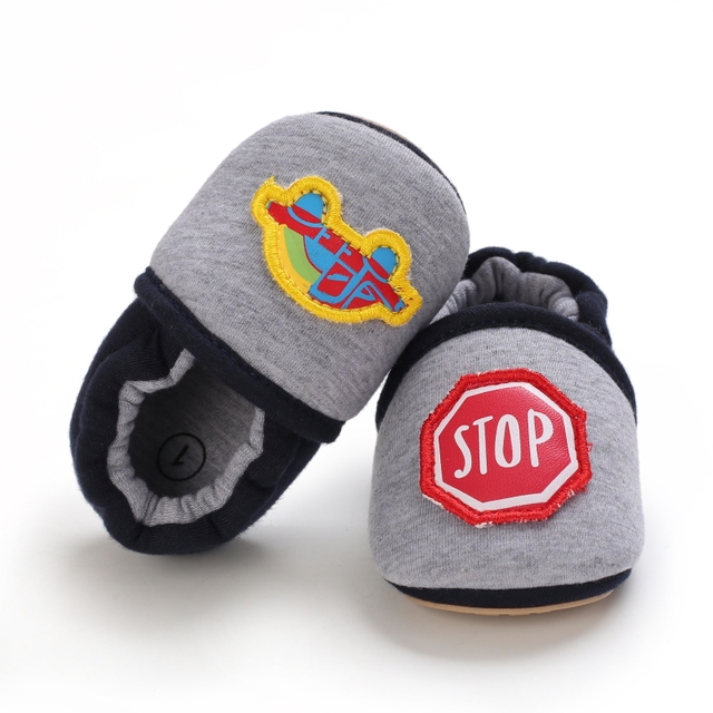 Dopracowany tytuł: Miękkie obuwie Cartoon Baby Shoes dla dziewczynek – idealne dla noworodków i małych dzieci w jesieni 2021 - Wianko - 19
