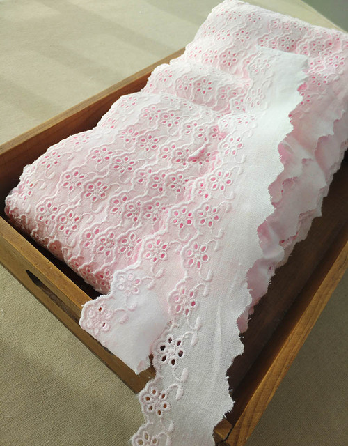 Różowa koronkowa taśma szeroka 4cm - bawełniana tkanina haftowana DIY dekoracje dla lalek - Wianko - 2