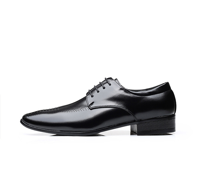Męskie buty wizytowe z miękkiej brytyjskiej skóry z wycinanymi wzorami, na sznurowadła, z retro stylu, noszone w 2021 roku z noskami w formie Bullock - Wianko - 14