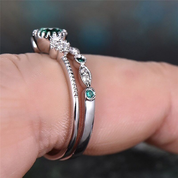 Pierścień z zielonym kamieniem jadeitu, srebro 925 - Wianko - 1