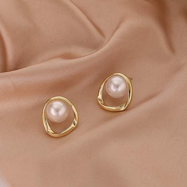 Kolczyk na wtyk z kreatywną igłą i pustą perłą S925, biżuteria elegancka i trendy - Wianko - 2