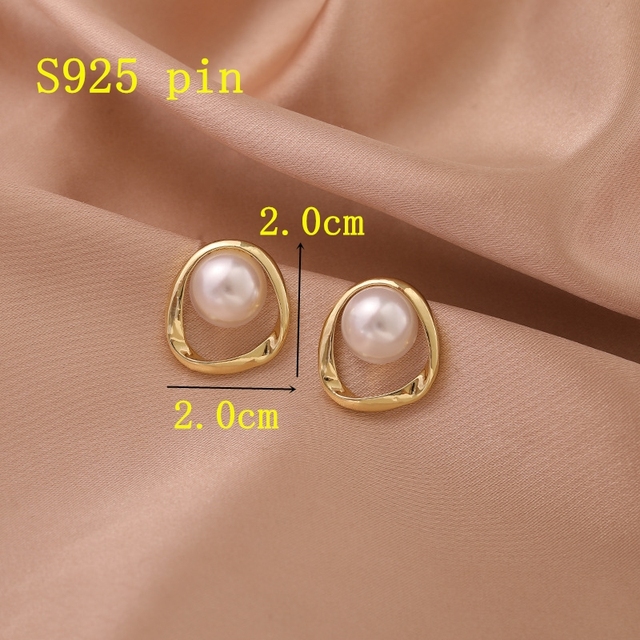 Kolczyk na wtyk z kreatywną igłą i pustą perłą S925, biżuteria elegancka i trendy - Wianko - 1