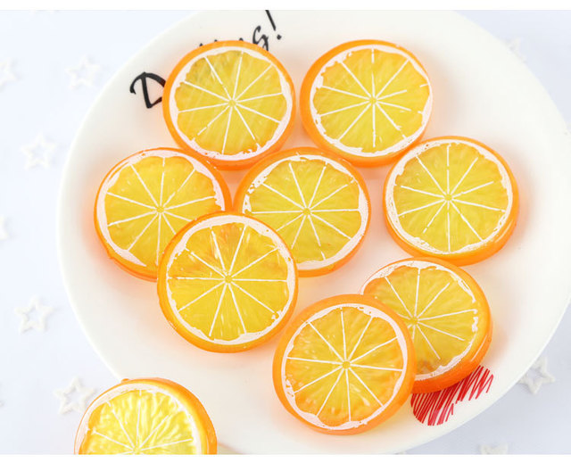 Dekoracje kuchenne: 5 sztuk 5 cm sztucznych plastrów pomarańczowych i cytrynowych owoce PVC do symulacji - Wianko - 8