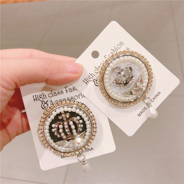 Koreańskie broszki - wysoka jakość, okrągły wieniec z perłą, kryształ i strasy w stylu vintage. Broszka do szala - klamra w stylu vintage, idealna dla kobiet - Wianko - 7