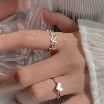 Posrebrzane pierścienie z niewypełnionym sercem - zestaw dla kobiet - moda 2021 - Wianko - 1