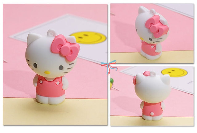 Brelok do kluczyków Sanrio Kuromi Mymelody Kitty w stylu Kawaii - śliczny mały prezent z wiszącą laleczką na boże narodzenie dla chłopca i dziewczyny - Wianko - 19