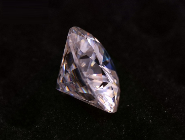 Moissanite DE Color VVS1 1ct, 6.5mm, idealny diamentowy krój, z raportem GRA - Wianko - 6
