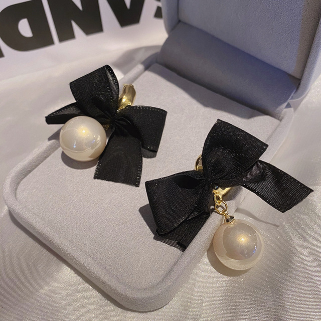 Kolczyki wiszące z czarnym Bowknotem i białymi perłami dla kobiet z Korei Południowej - Wianko - 8