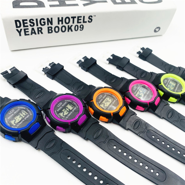 Zegarek elektroniczny dla dzieci z kolorowym wyświetlaczem LED, wodoodporny, wielofunkcyjny z podświetleniem i budzikiem - Wianko - 3