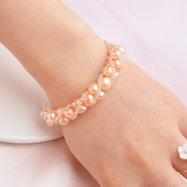 Bransoletka ASHIQI z naturalną słodkowodną perłą - pięknie wykonana ręcznie, modne przezroczyste paciorki szklane - prezenty ślubne - Wianko - 10