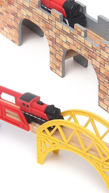 Drewniane zestawy kolejowe z akcesoriami, mostem oraz torami - zabawki edukacyjne dla dzieci - Wianko - 3
